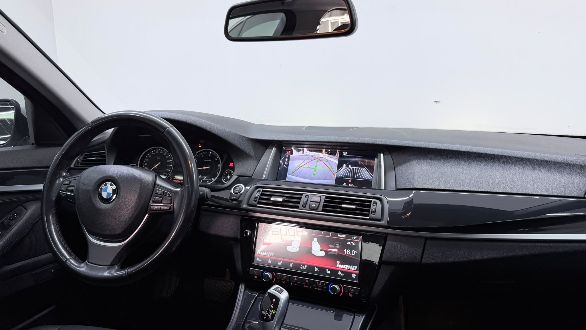 BMW 520i 13